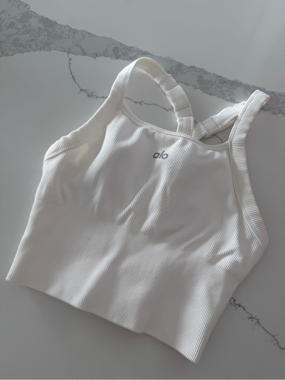 ALO Yoga White Ribbed Cropped Sports Tank